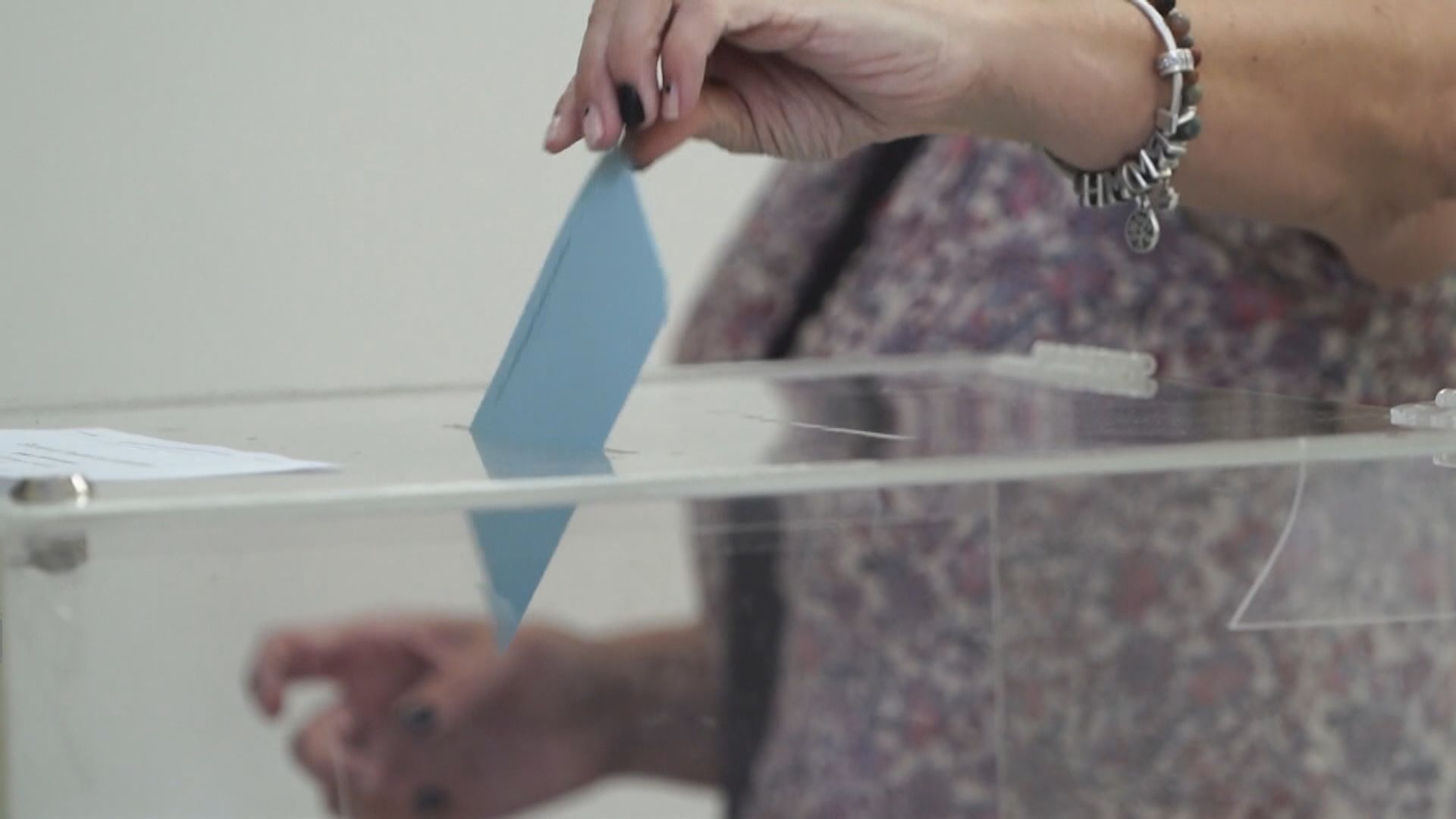 法國今天舉行總統選舉首輪投票　居阿根廷智利選民率先投票