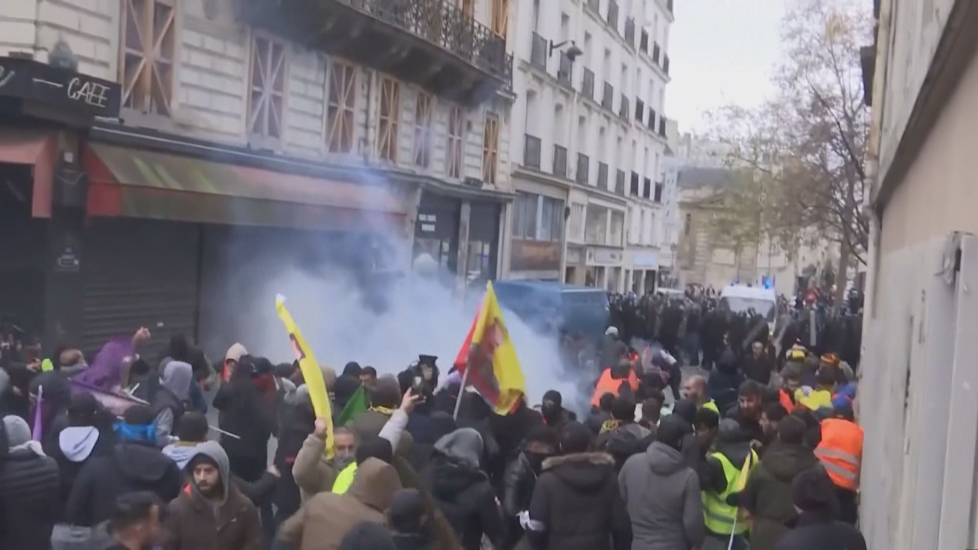 巴黎庫爾德人再與警方爆發衝突　至少32人傷