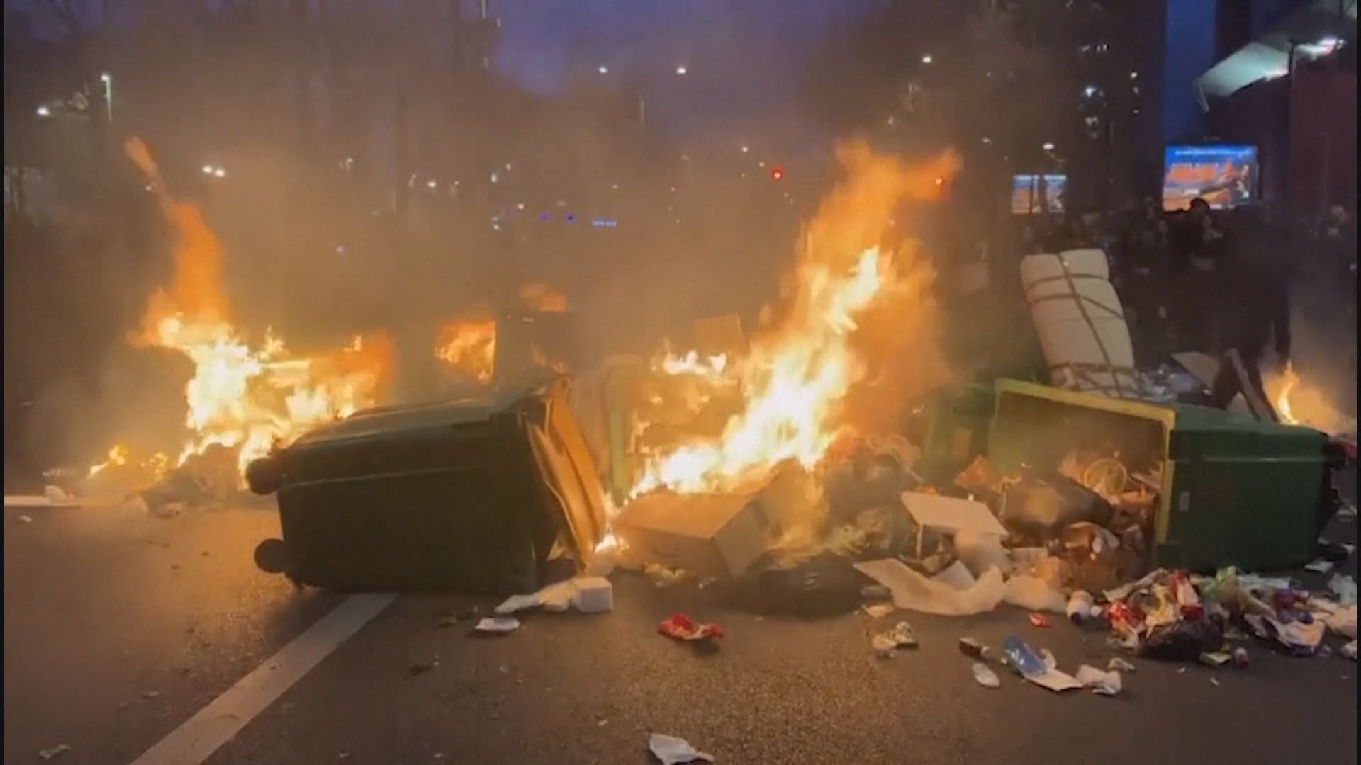 巴黎再有抗議改革退休制度集會　連續第三晚爆發衝突 