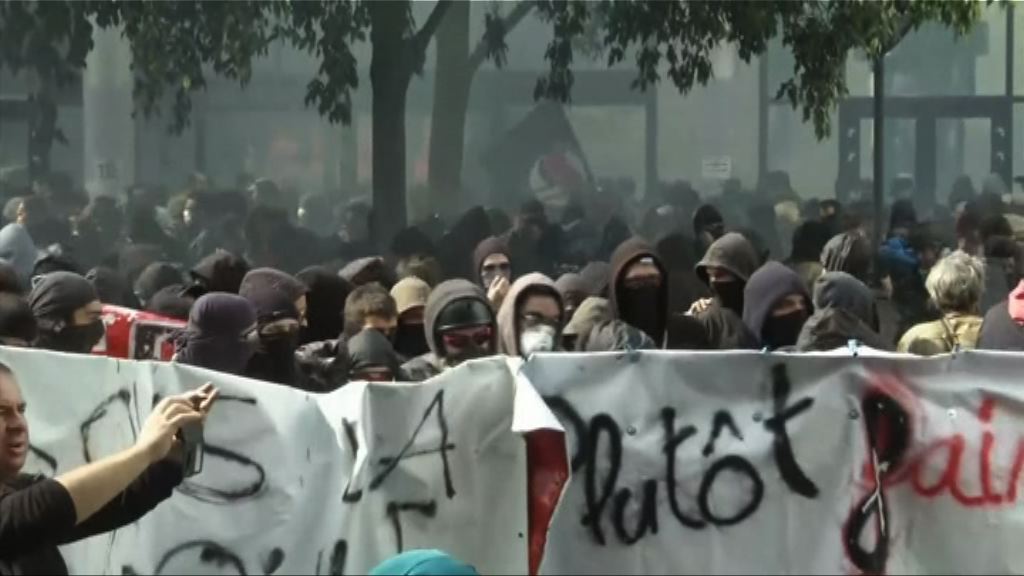 巴黎極左人士抗議勞動法改革