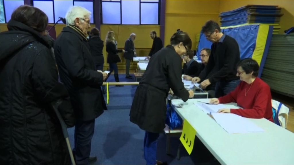法國總統選舉本土投票展開