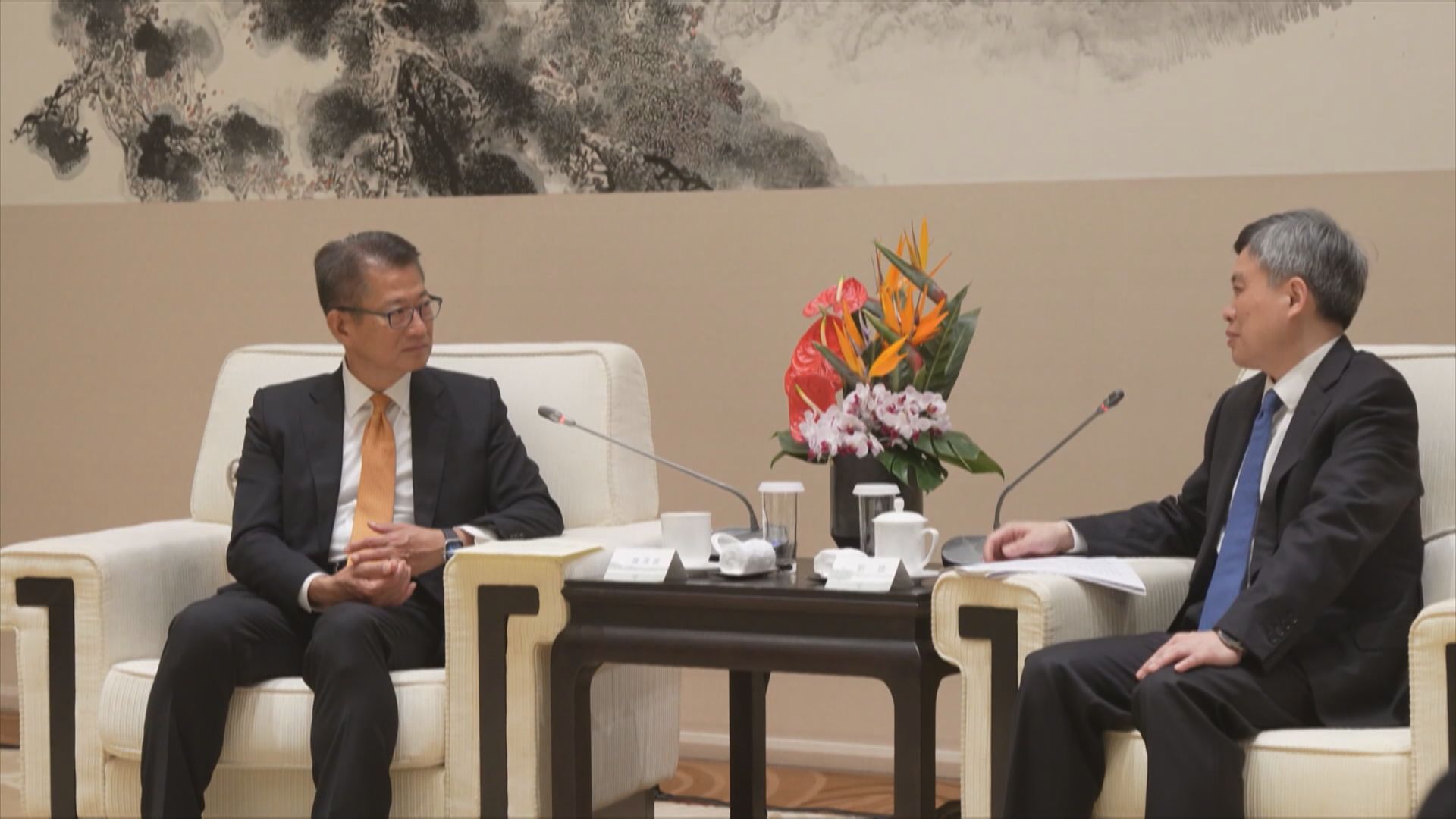 陳茂波訪問杭州蘇州 與當地官員會面