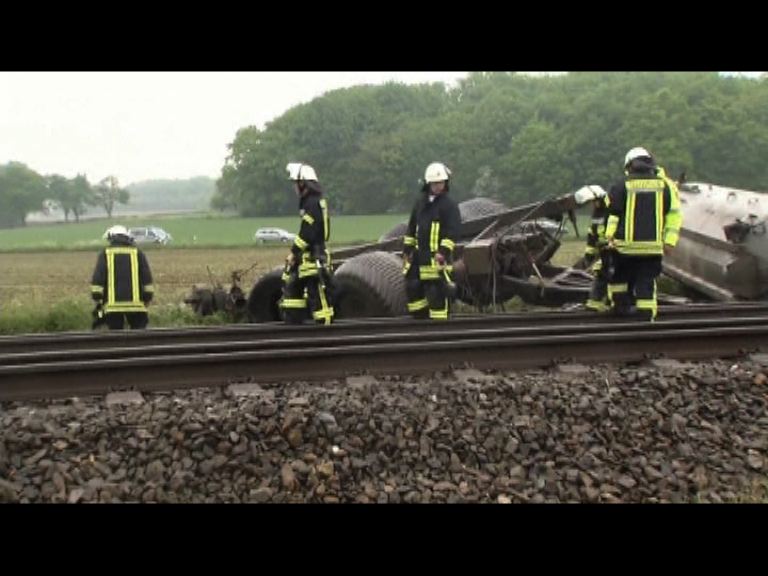 德國火車撞糞肥車釀兩死
