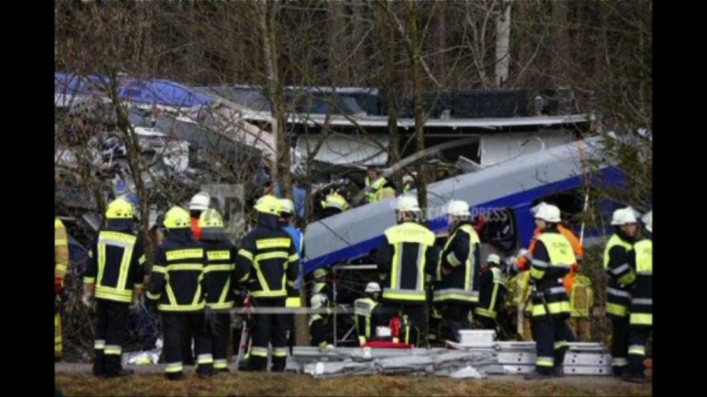 德國南部火車相撞八死百人傷