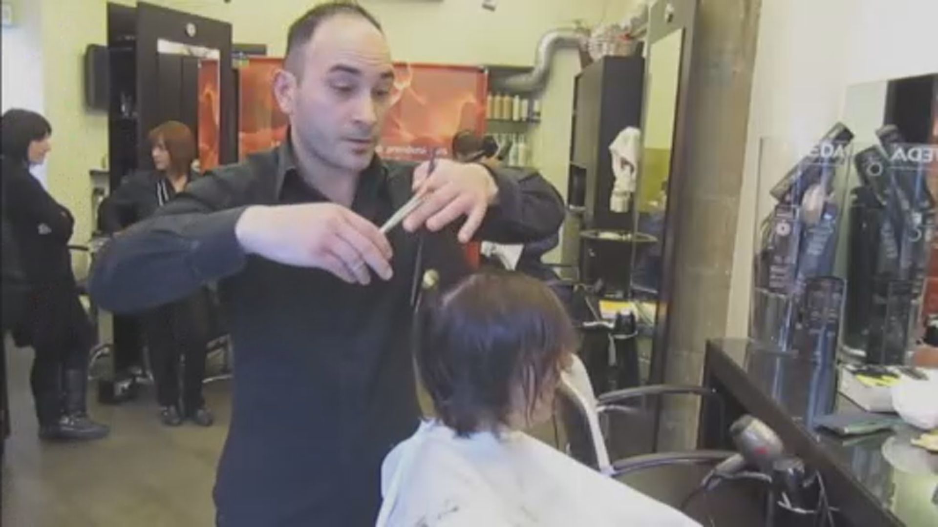 【環球薈報】意大利小鎮節約用水　限制理髮店為顧客洗頭次數