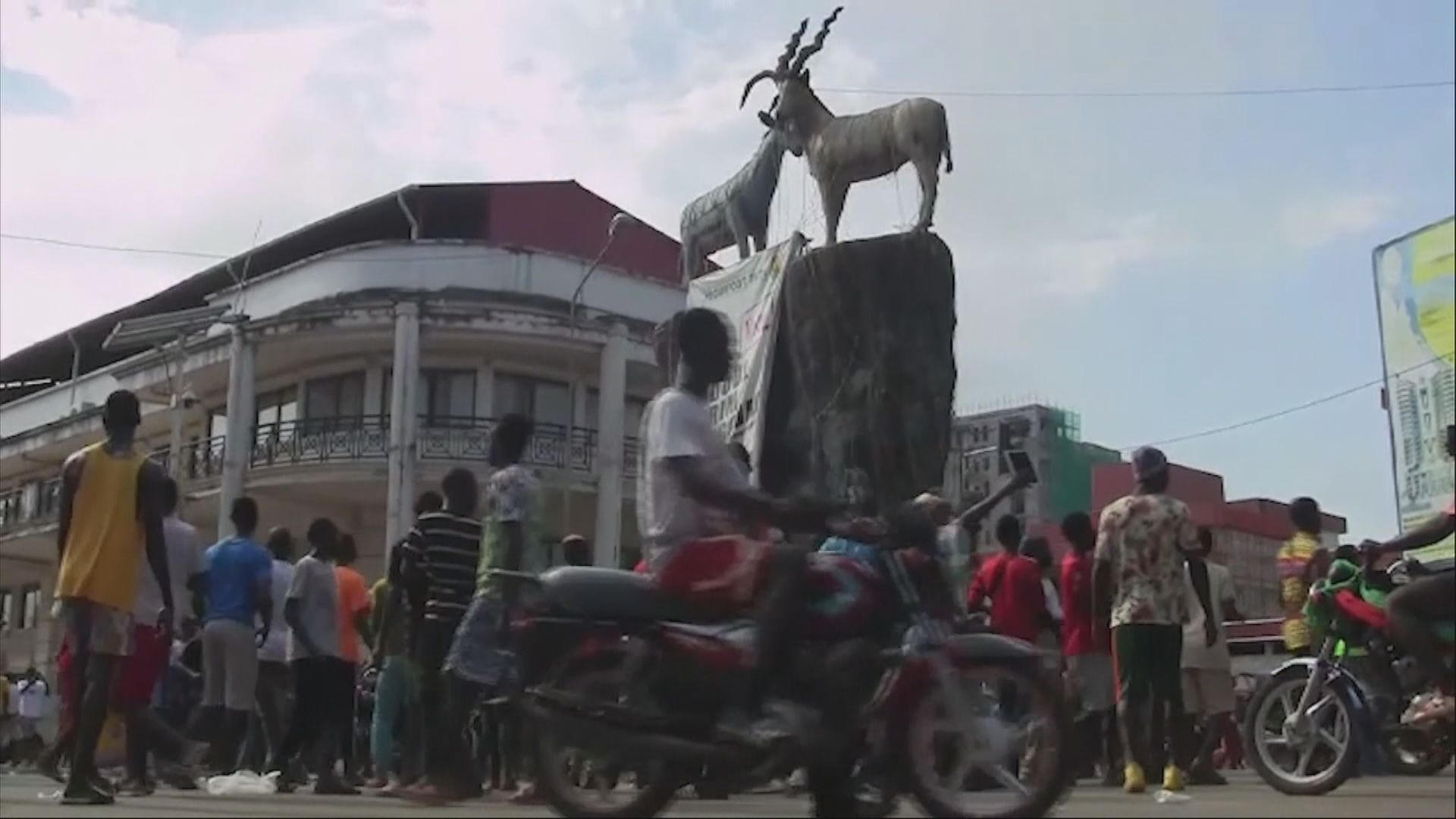 幾內亞發生政變　總統孔戴被帶走