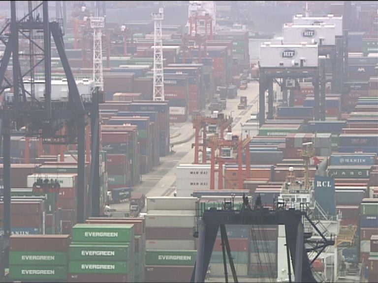 貨櫃碼頭工人5月起加薪5.5%