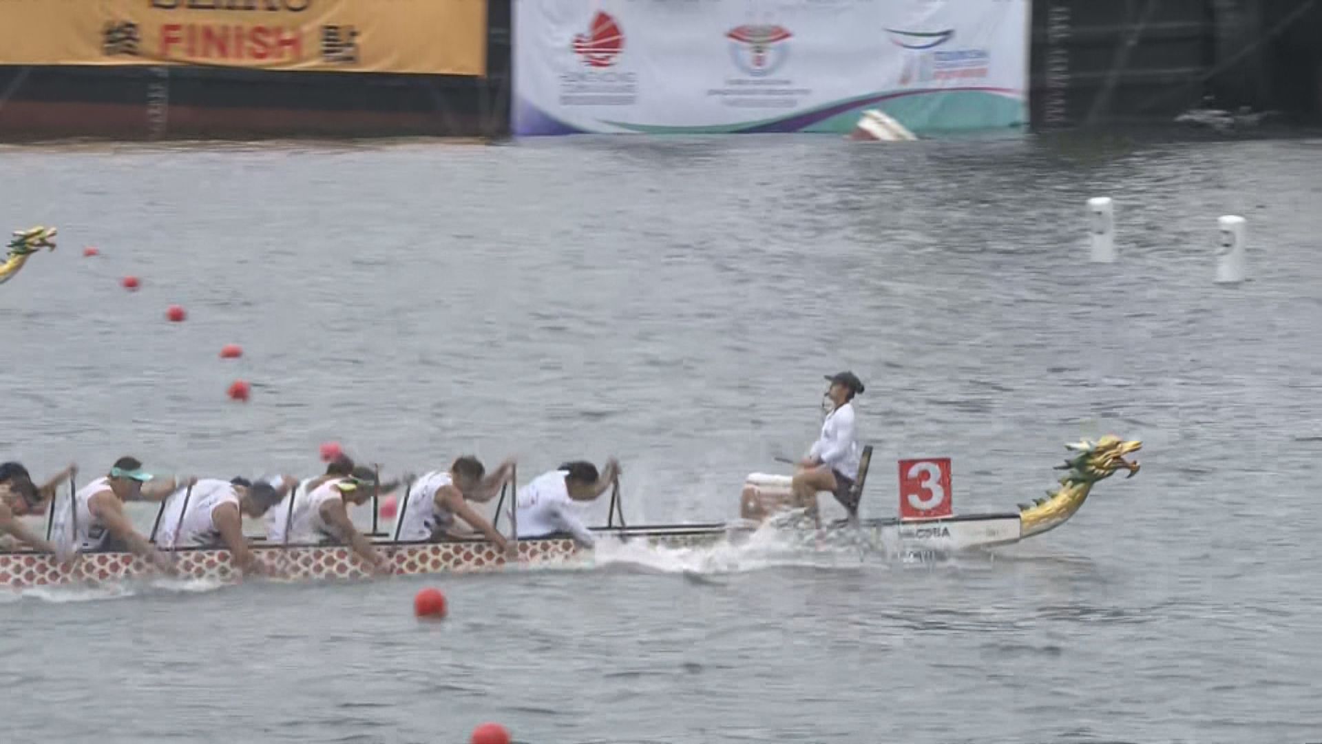 香港國際龍舟邀請賽尖東海濱舉行  吸引逾4000人參與
