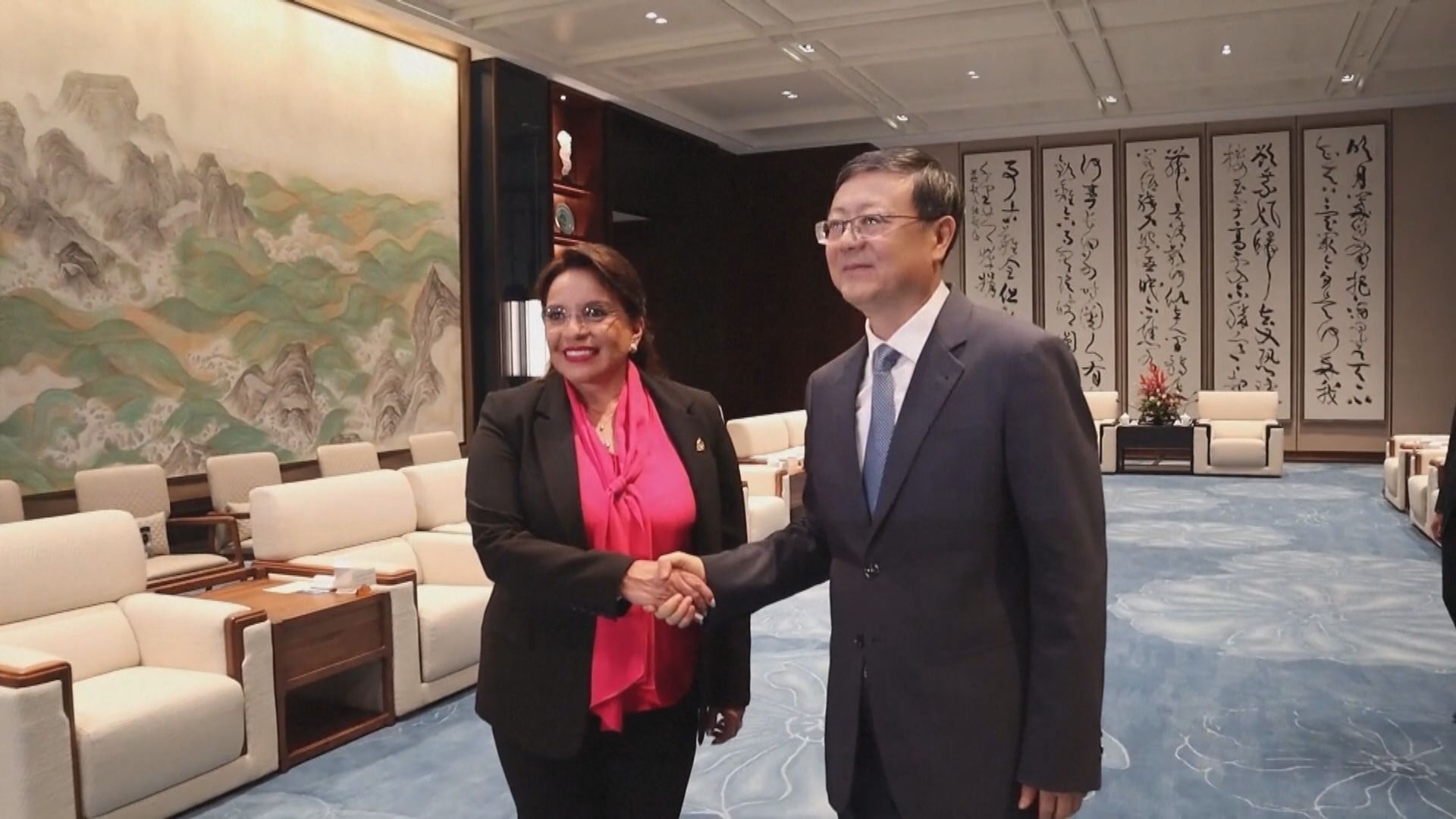 洪都拉斯總統卡斯特羅今續訪上海