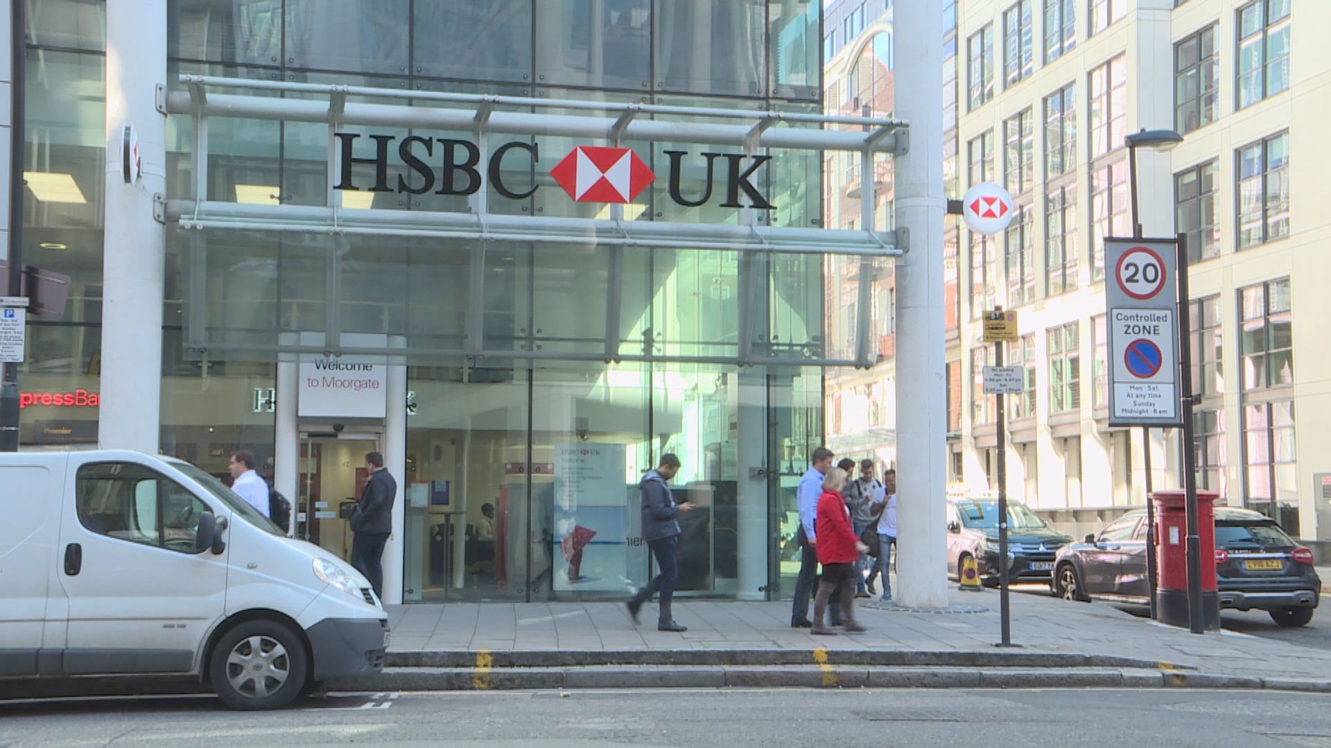 傳滙控已聘投行助出售法國零售銀行業務