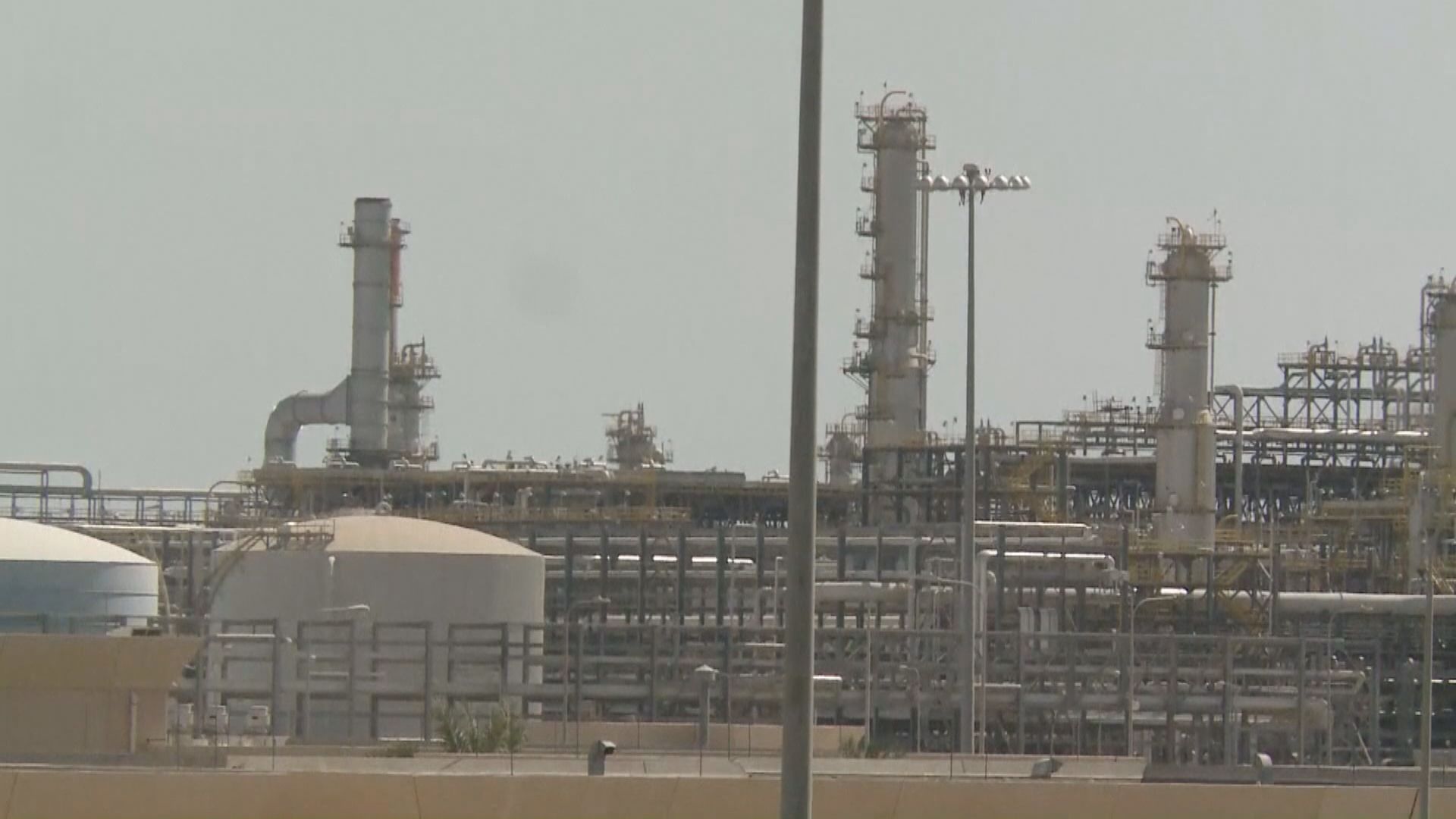 美國墨西哥灣沿岸面對雙風暴吹襲　近六成石油生產設施關閉
