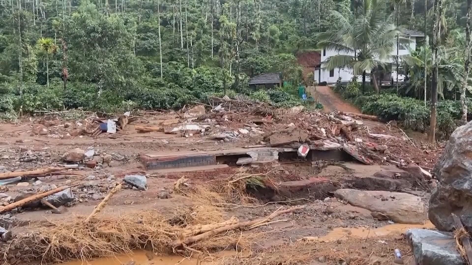 印度喀拉拉邦山泥傾瀉增至近300亡