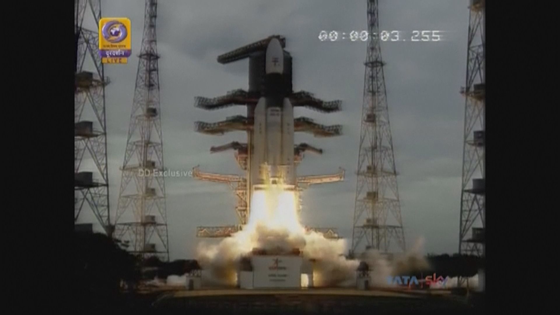 印度無人探測器進入月球軌道下月嘗試登陸