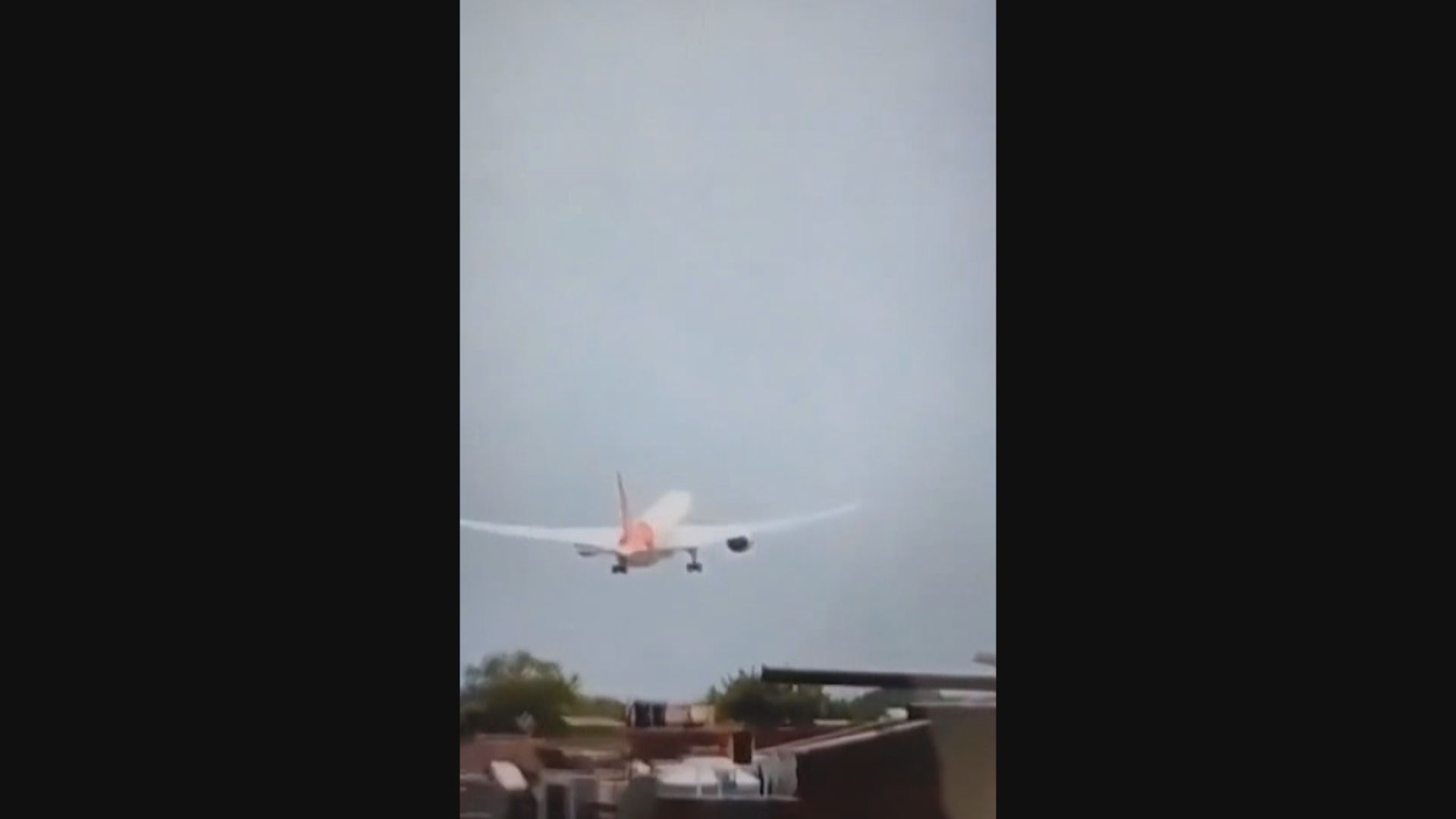 印航空難︱初步報告指有機師關上燃油開關掣　專家指不可能被意外關掉