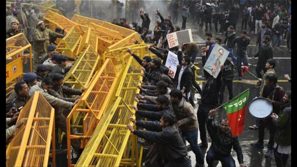 印度多地示威抗議賤民學生遭打壓