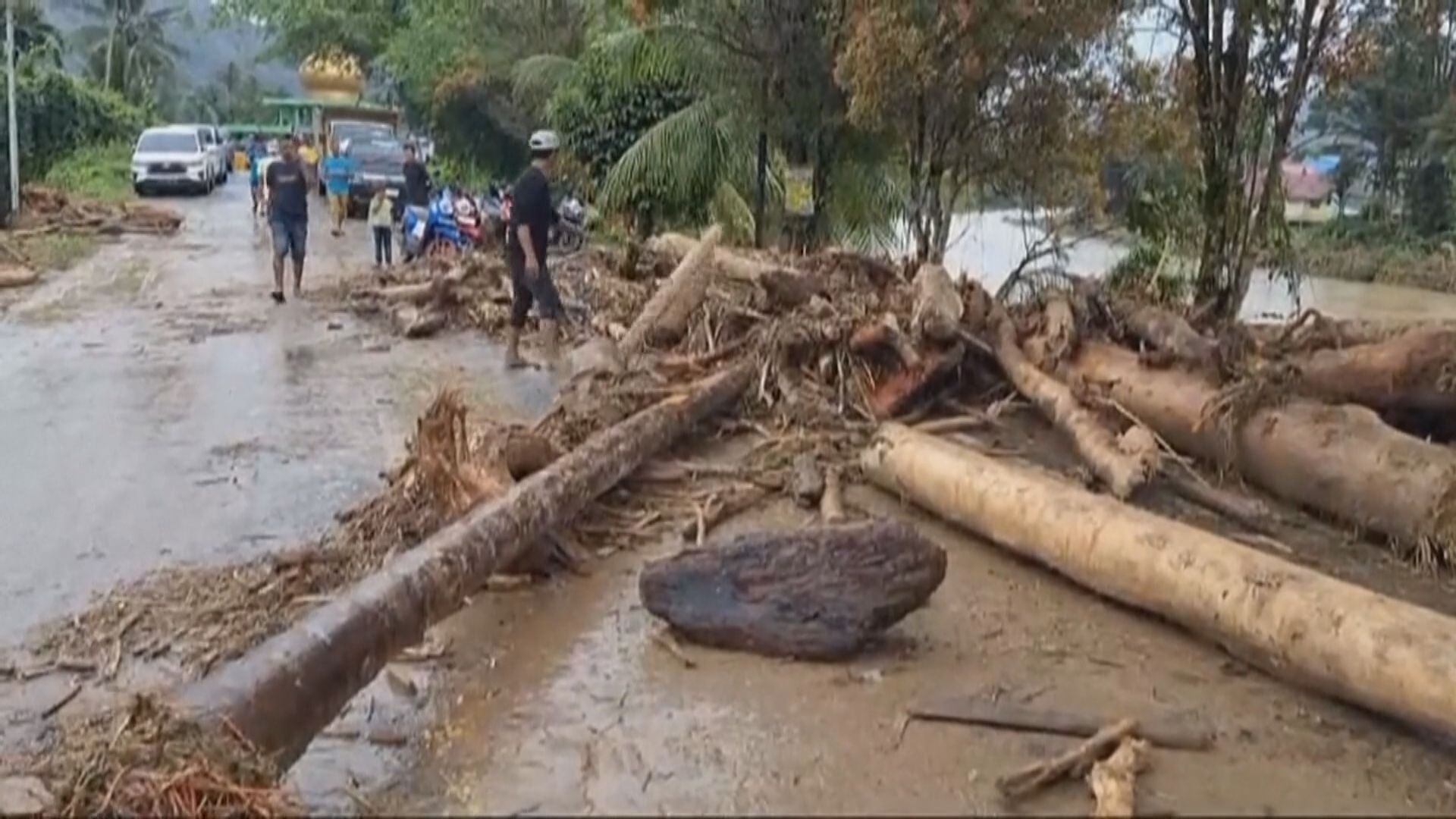 印尼續尋西蘇門答臘省水災失蹤者