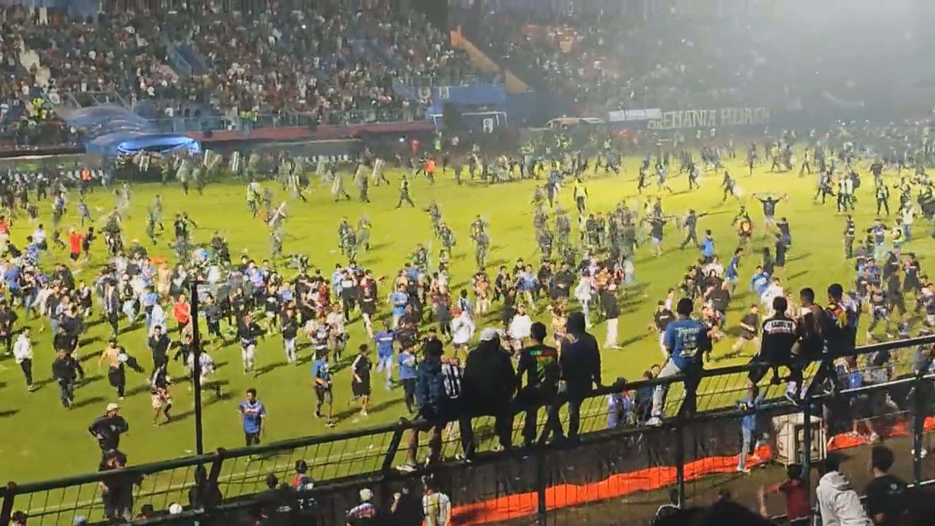 印尼總統佐科維多多下令調查造成174人死亡球迷騷亂
