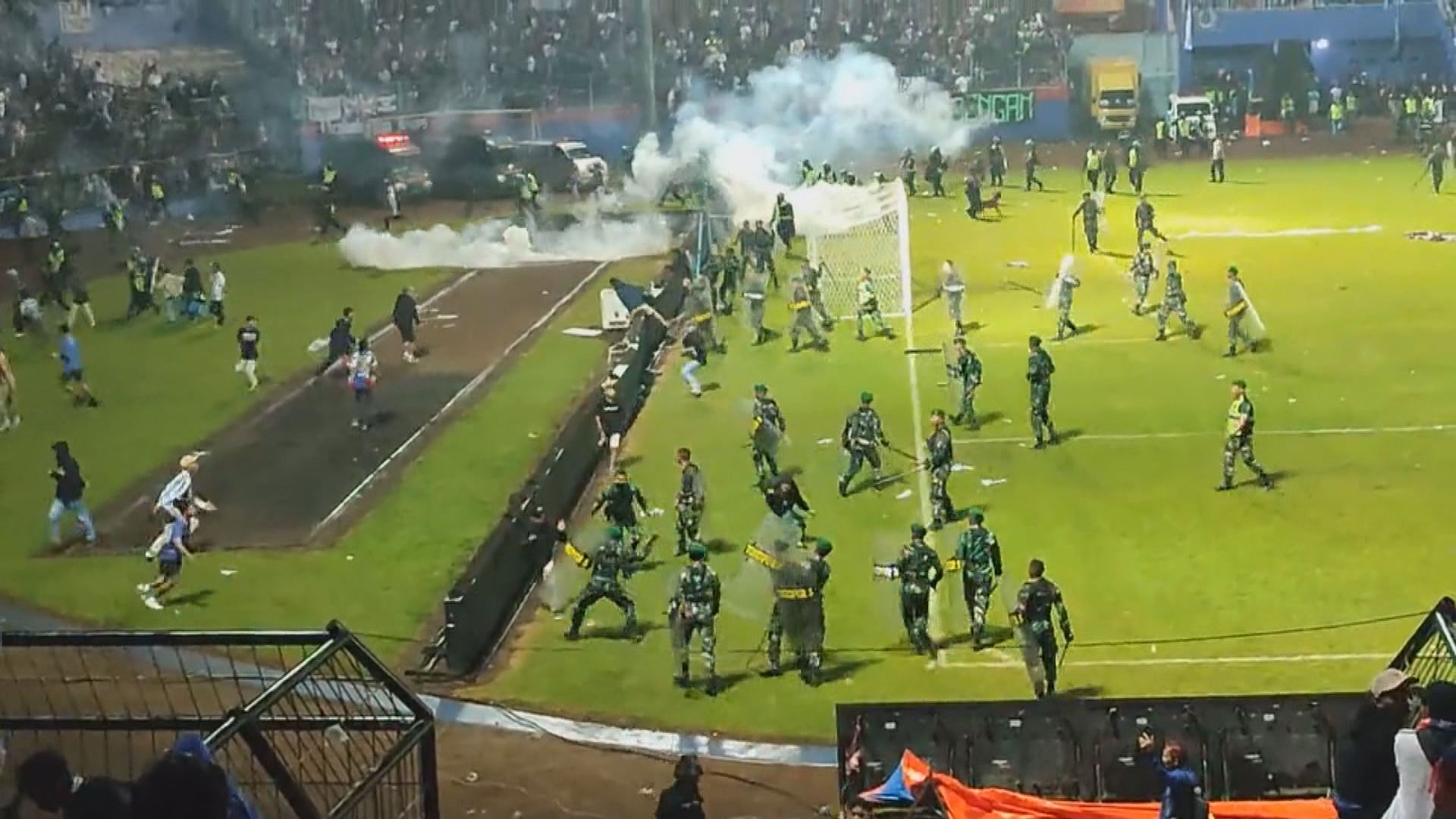 印尼成立獨立調查小組查明球迷騷亂事件