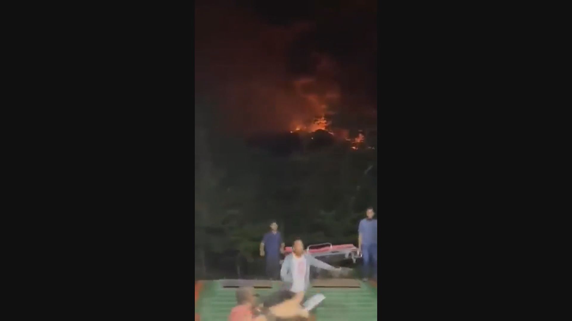 印尼北蘇拉威西有火山爆發 省會機場關閉