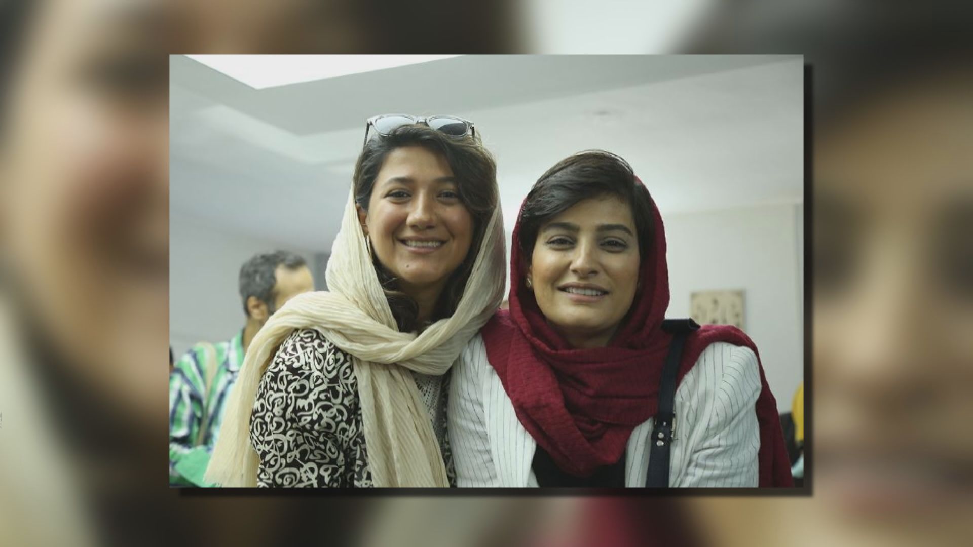 伊朗兩名女記者報道阿米尼死亡事件被判長期監禁
