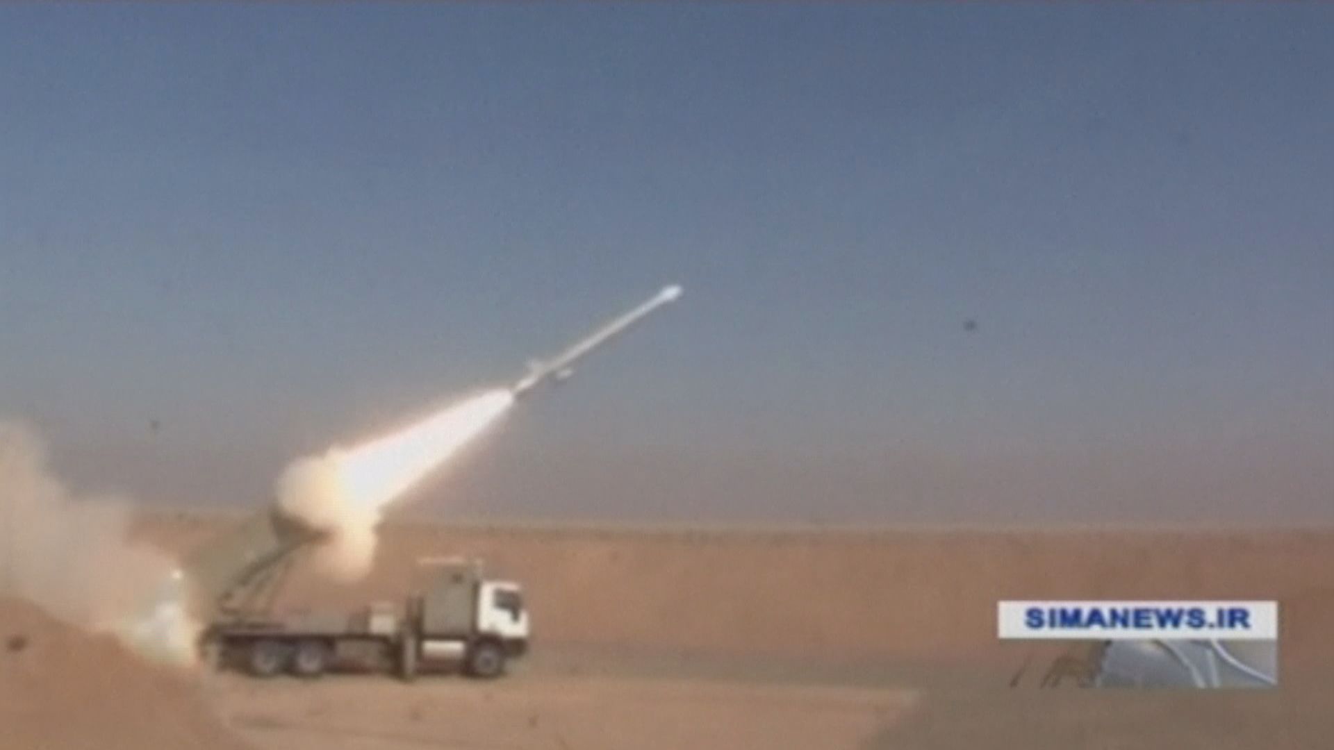 伊朗聲稱成功發射新型巡航導彈