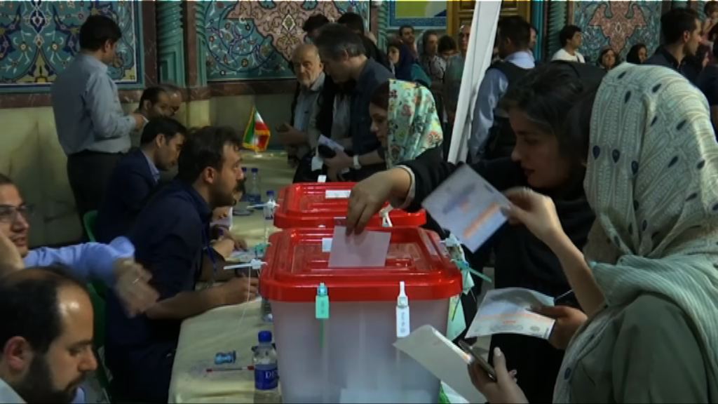 伊朗大選投票結束　投票率達七成