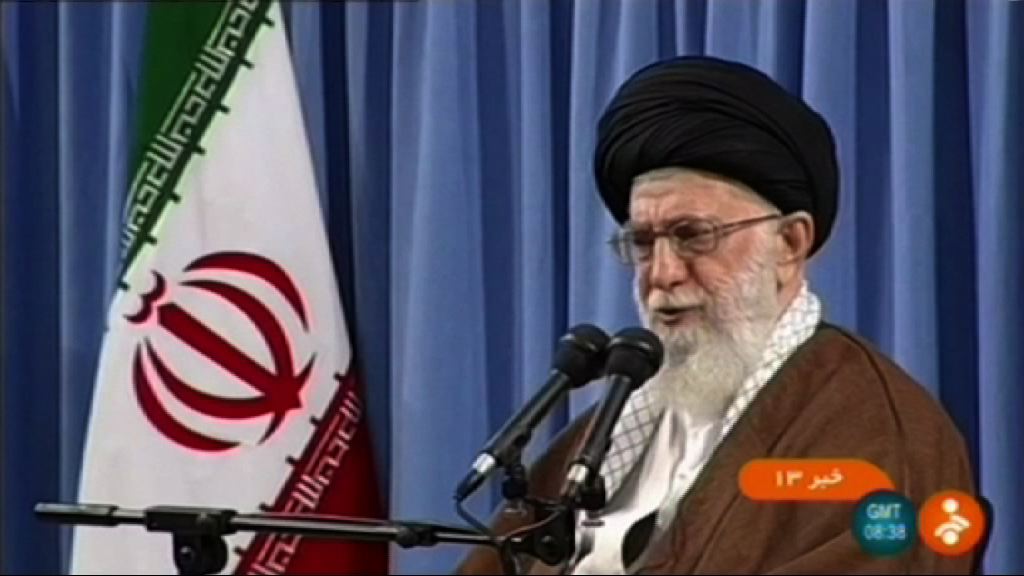 伊朗最高領袖哈梅內伊擁軍政最高權力