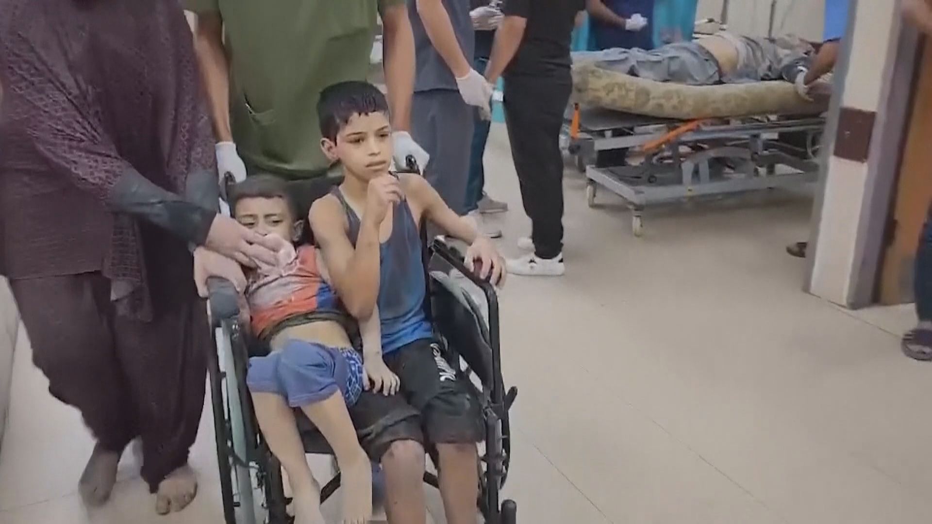 加沙衞生部門指當地死亡人數增至逾2300人 近一萬人受傷