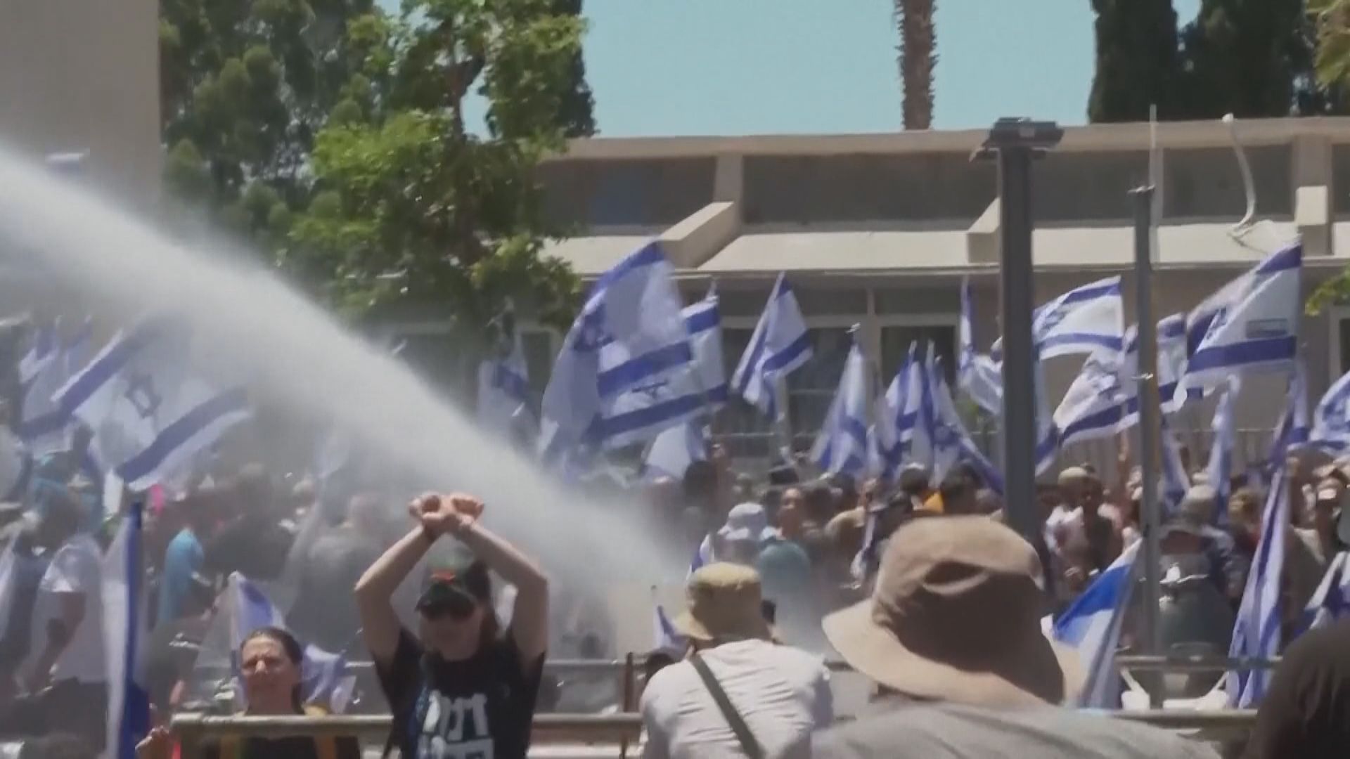 以色列首讀通過司法改革 多地有民眾上街示威