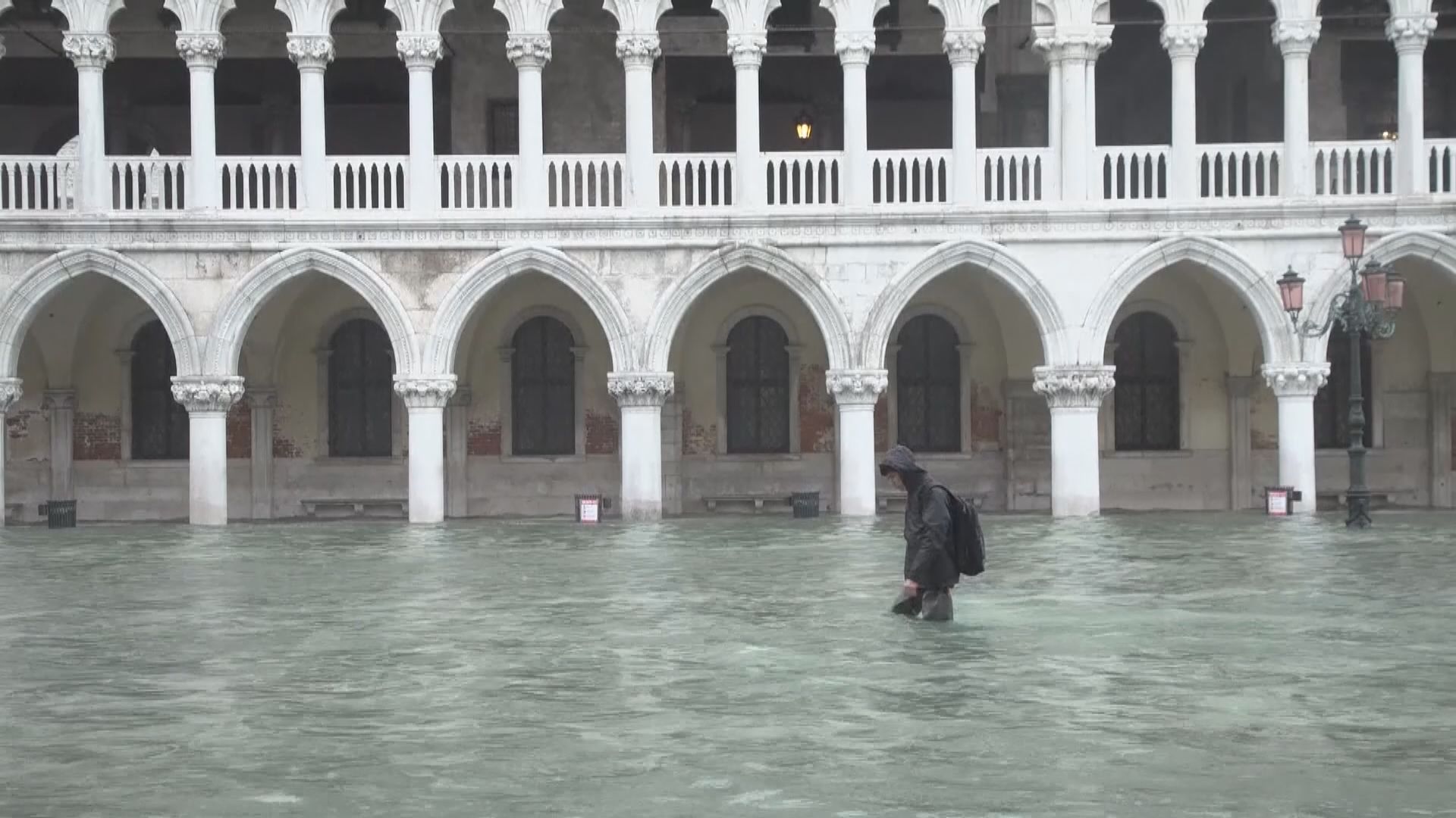 威尼斯水浸聖馬可廣場一度關閉