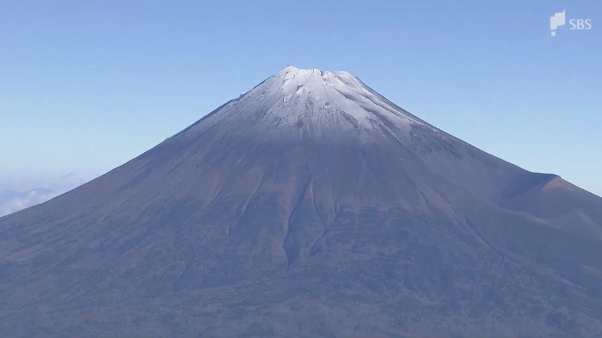 據報日本富士山擬改用中國製無軌電車運載登山客