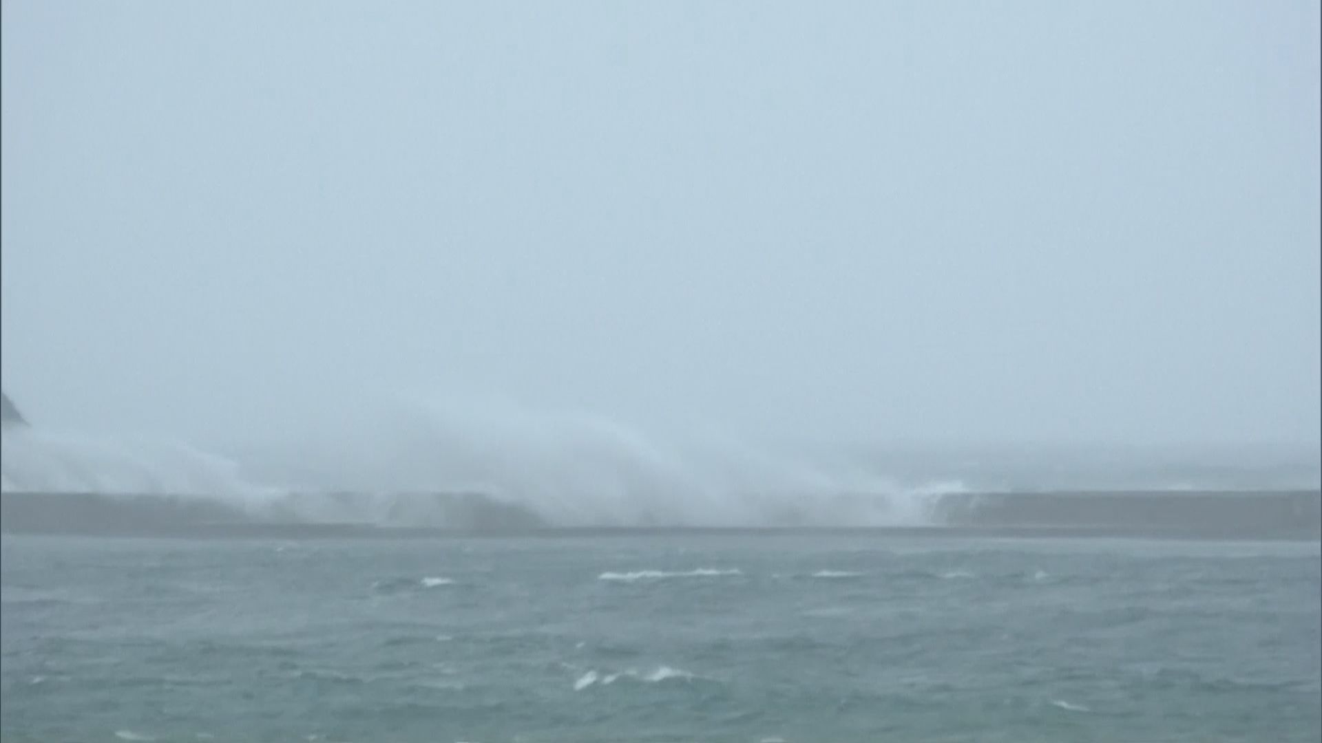 超強颱風海神逼近鹿兒島　鹿兒島及沖繩縣上午逾兩萬戶停電