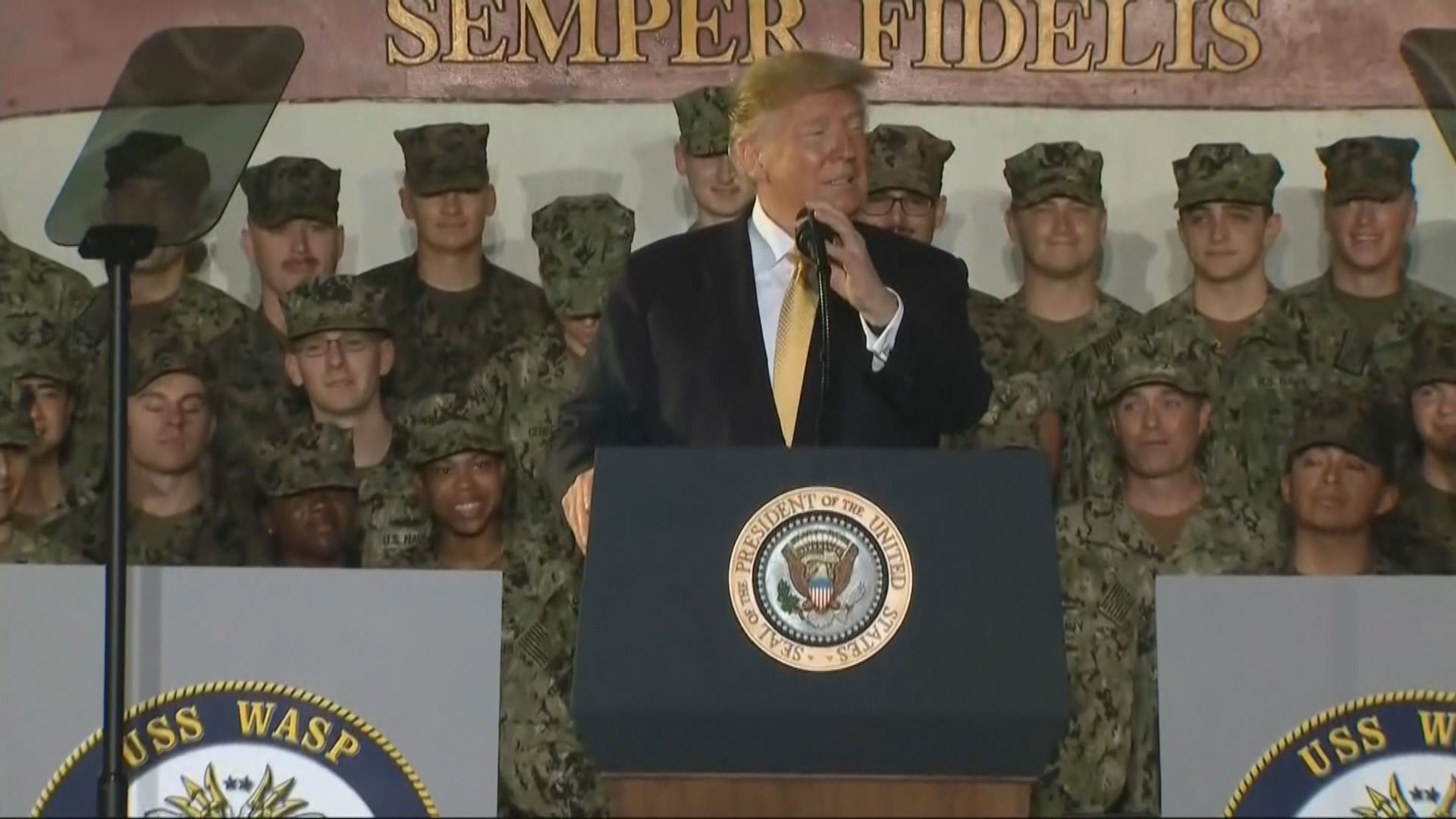 特朗普成首位登上海上自衛隊護衛艦的美總統