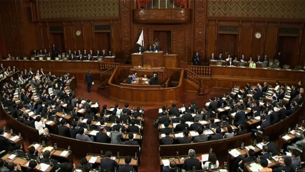 日本眾議院通過天皇退位特例法案