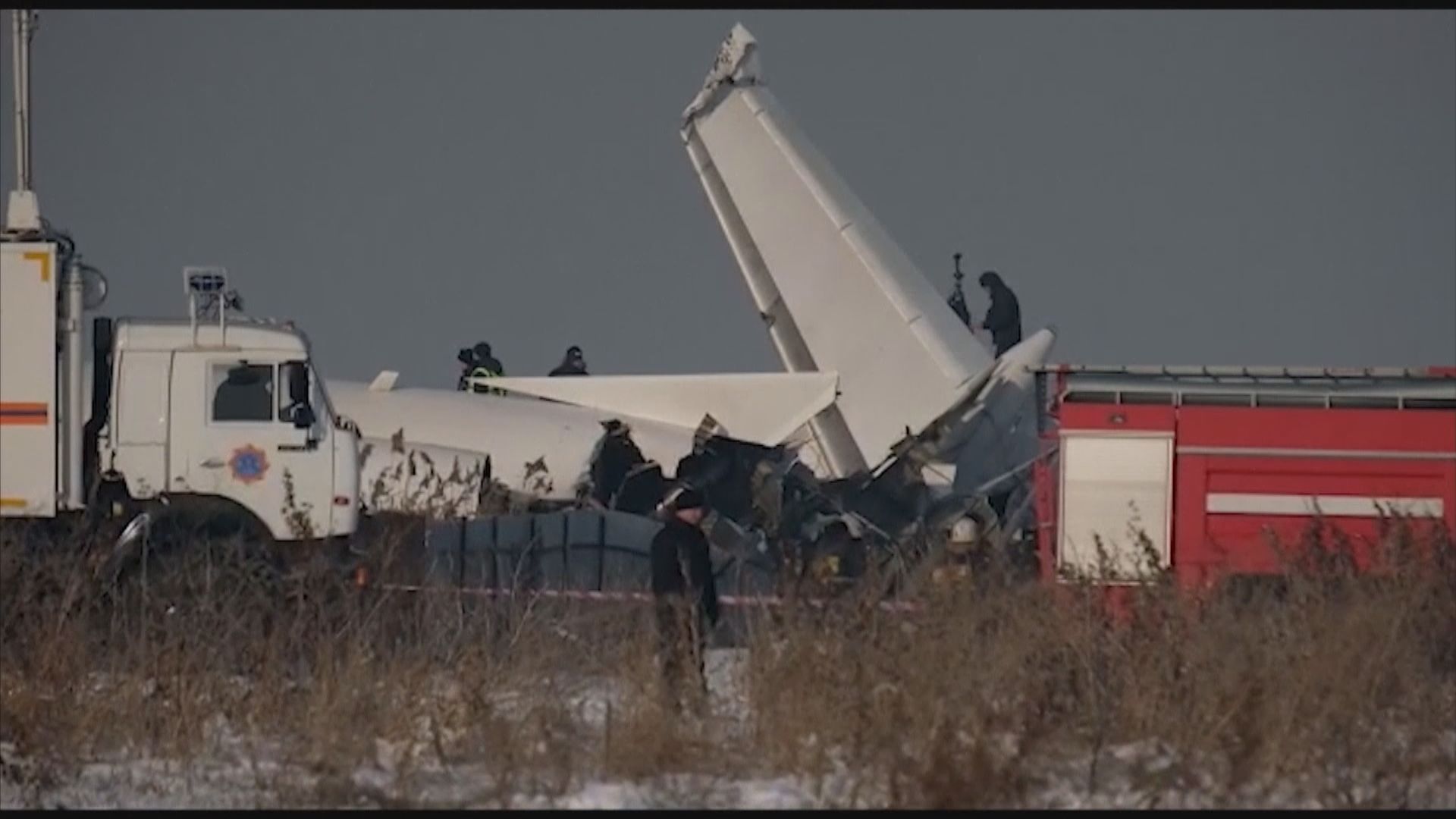 哈薩克客機墜毀　疑因機師操作失誤或技術故障引致