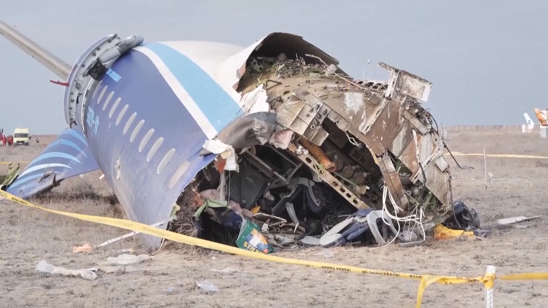 阿塞拜疆航空一架客機在哈薩克墜毀38死