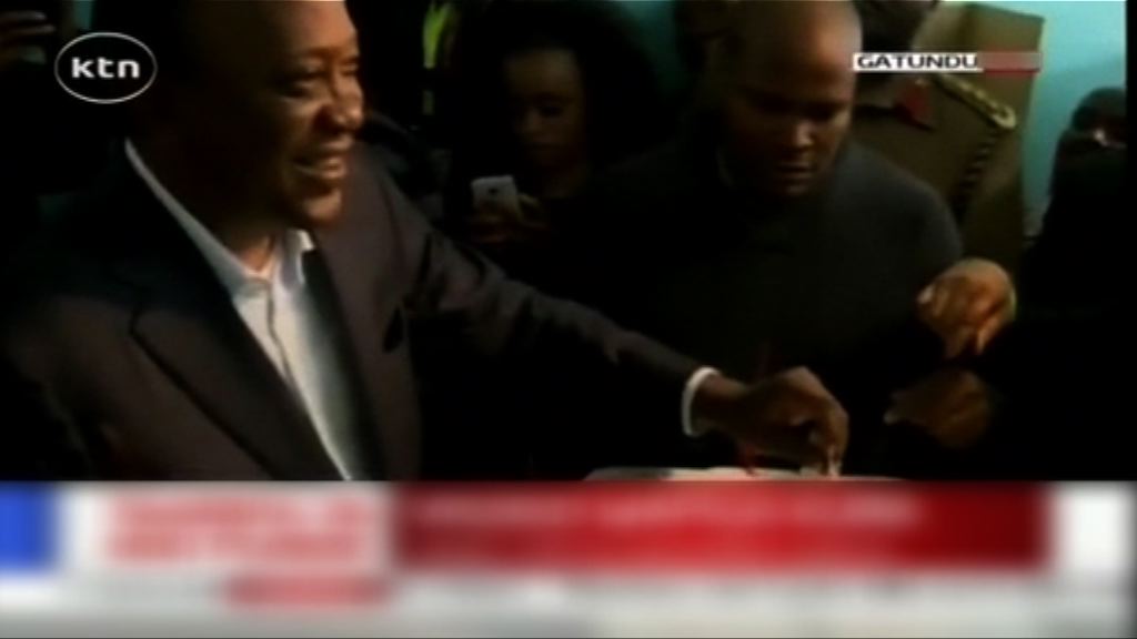 肯尼亞大選　兩大總統候選人相繼投票