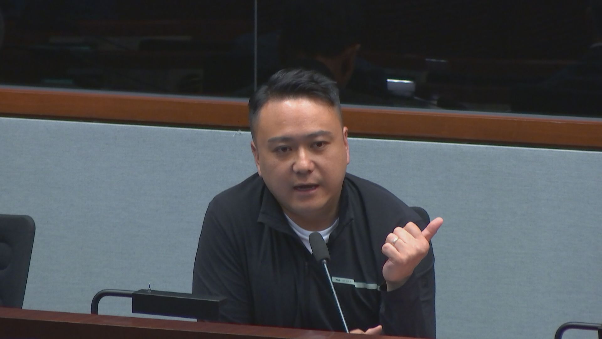 立法會議員關注旅客過多 西貢交通不勝負荷