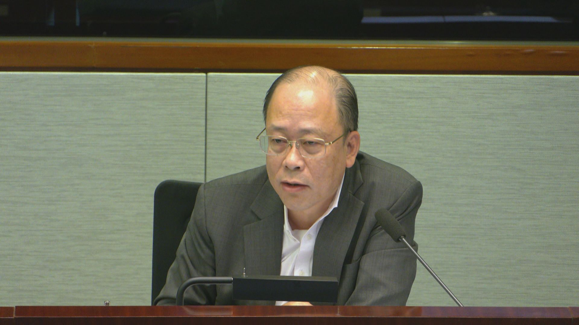 政府擬修例要求職工會換屆需限時內申報 周小松憂慮若違例罰2.5萬元屬過高