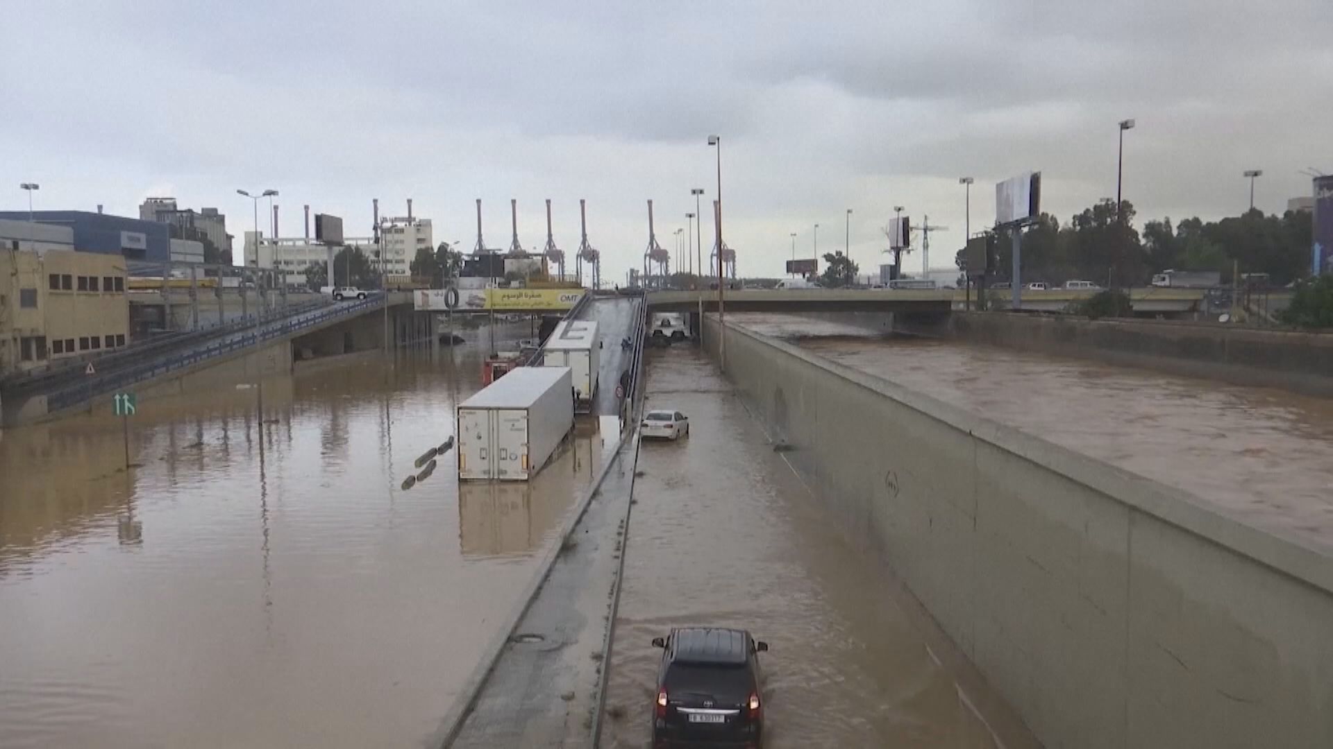 黎巴嫩連場暴雨首都貝魯特河水氾濫多處水浸