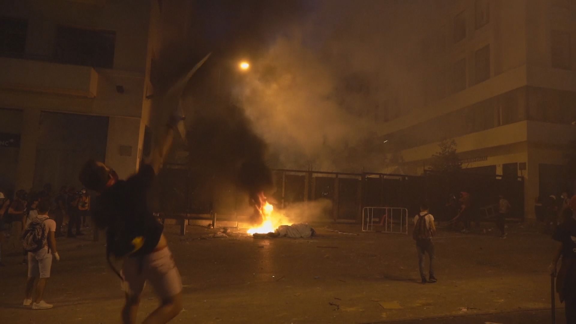 貝魯特大爆炸引發反政府示威持續