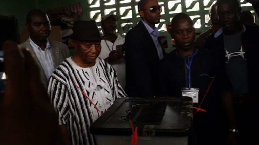 利比里亞總統選舉　博阿凱承認落敗冀國家向前