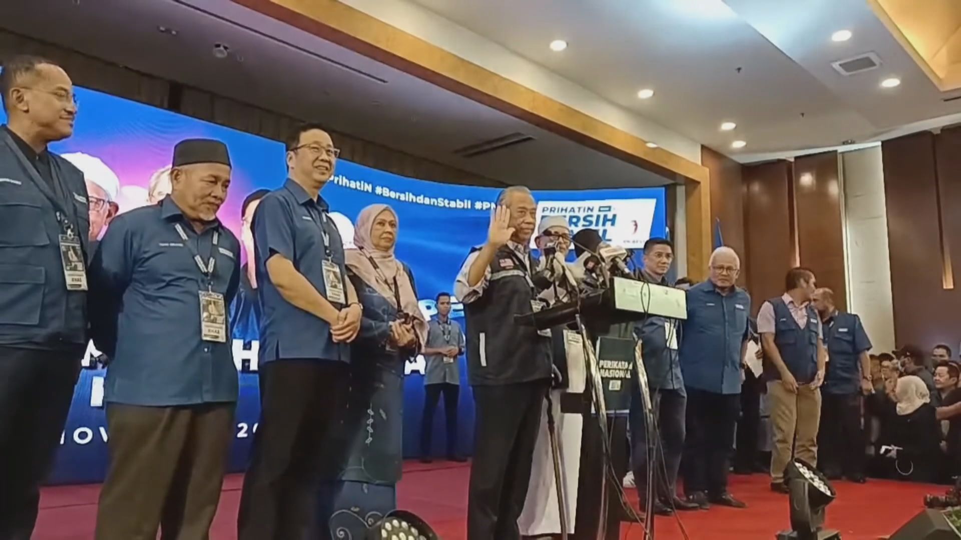 馬來西亞大選　安華及慕尤丁均稱已取得足夠支持