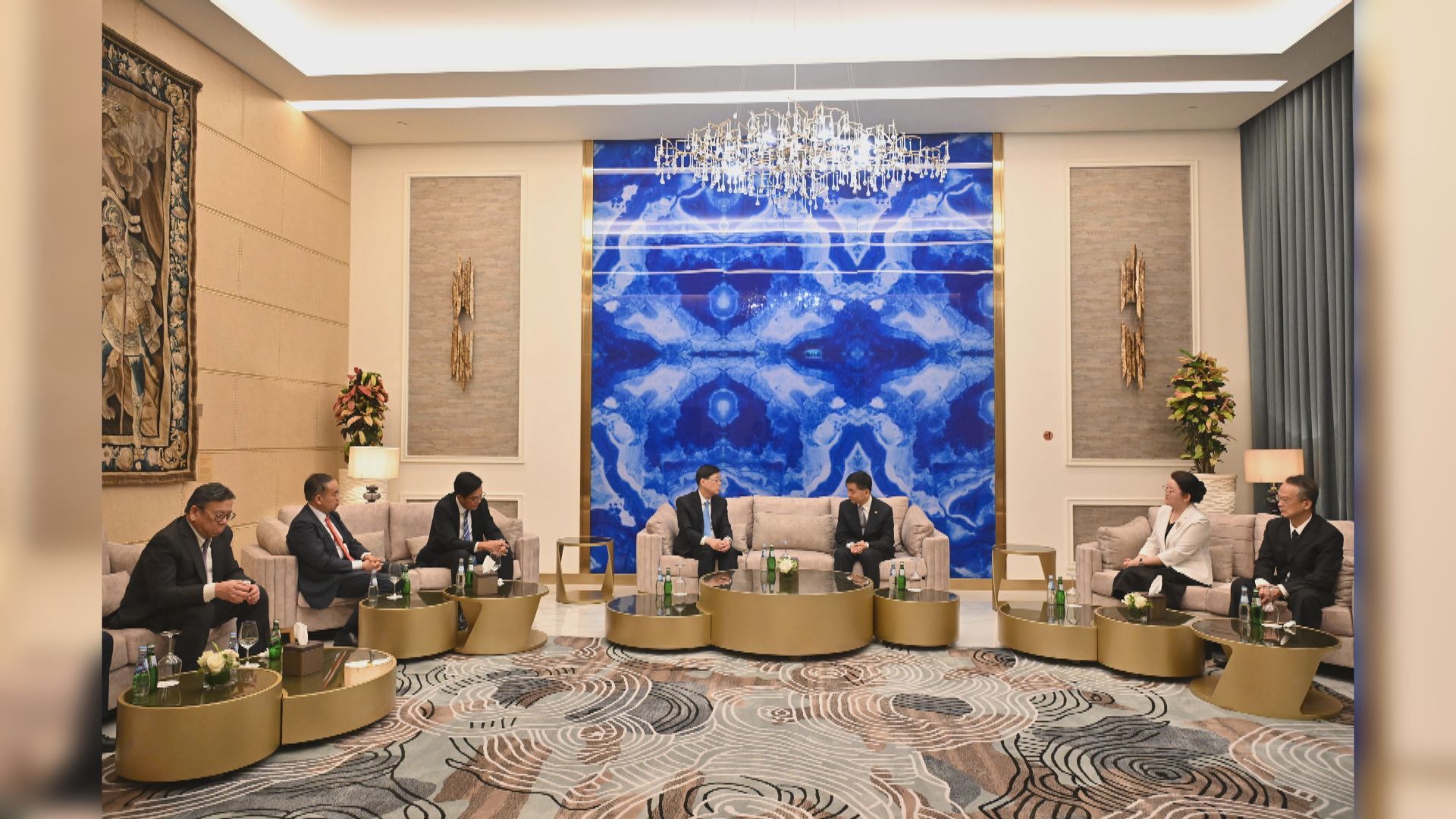 外訪中東｜李家超率商貿團展開卡塔爾行程　晤當地領導人探討雙方合作機遇