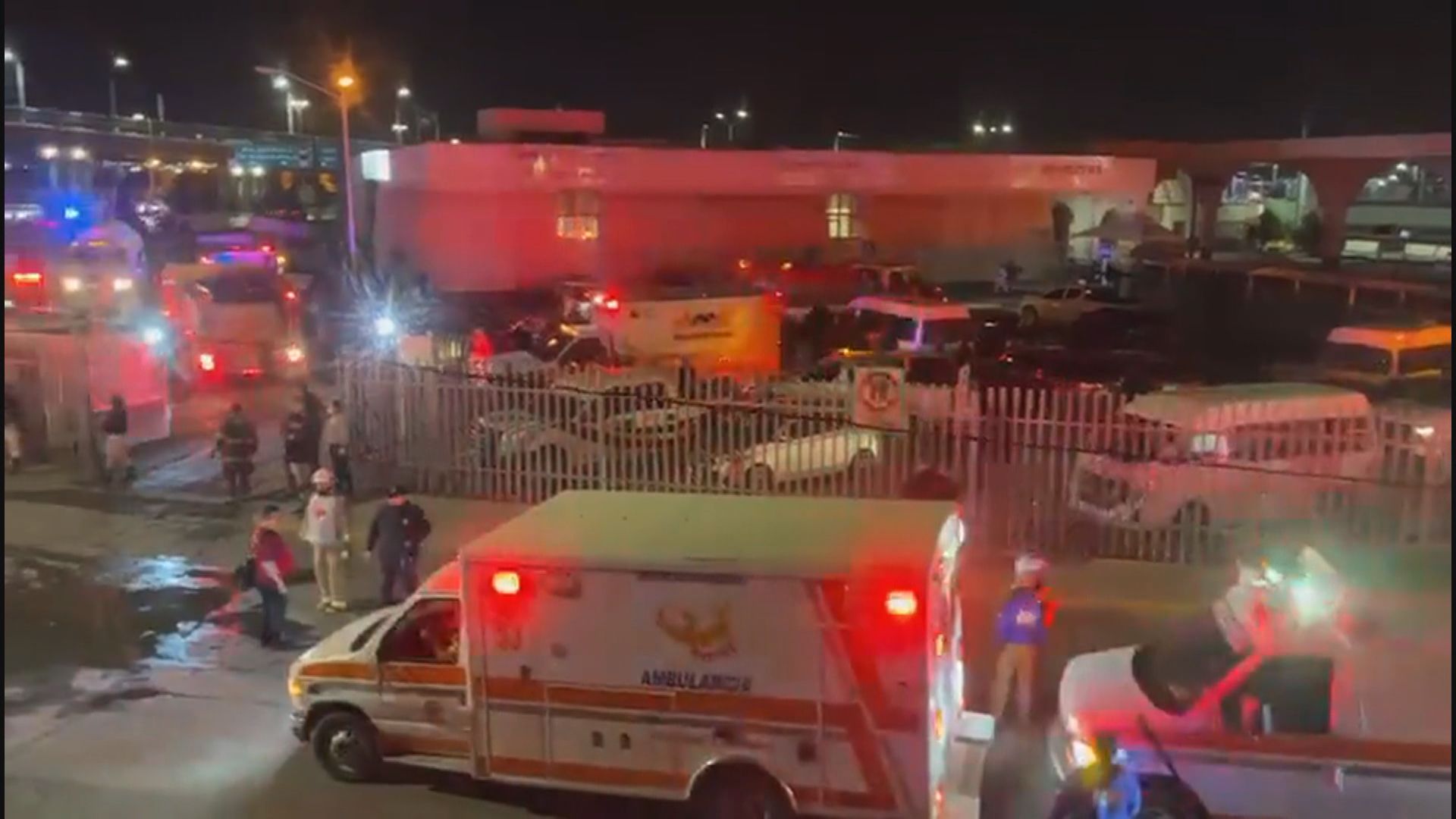 墨西哥邊境城市華雷斯城移民中心起火　增至39死