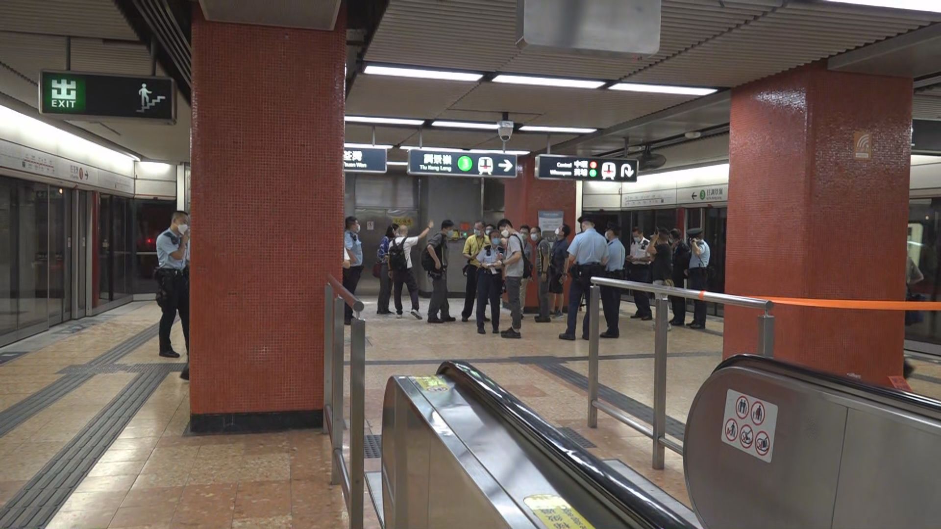 港鐵旺角站月台火警救熄　列車服務回復正常
