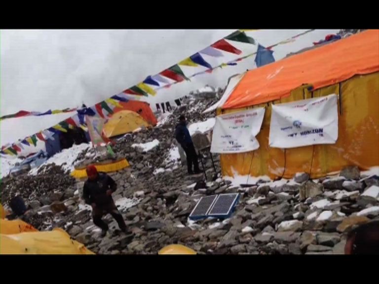 尼泊爾6.7級餘震珠峰再雪崩