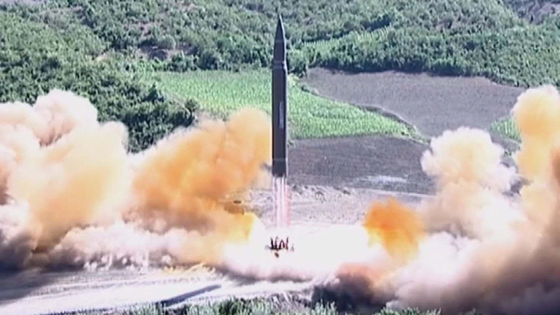 南韓指北韓發射三枚彈道導彈　其中一枚或為洲際彈道導彈