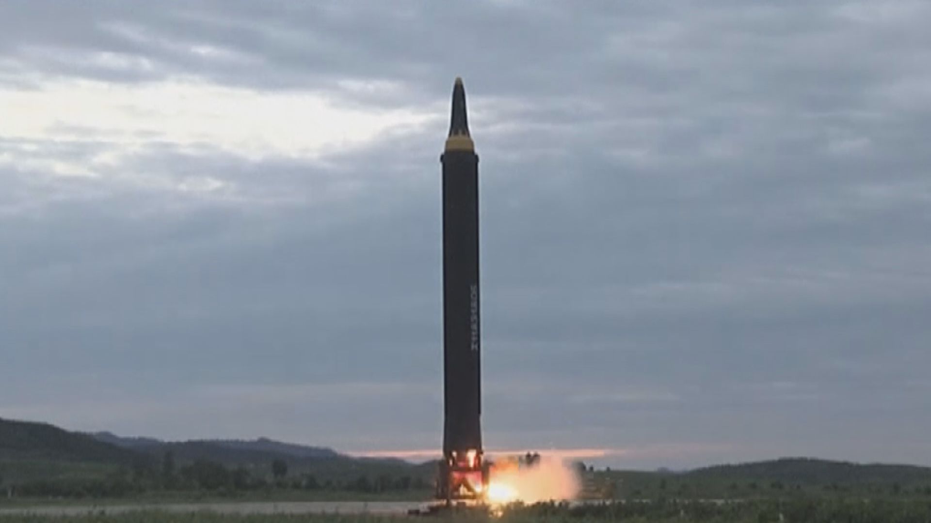 日韓指北韓向東部海域發射三枚短程彈道導彈