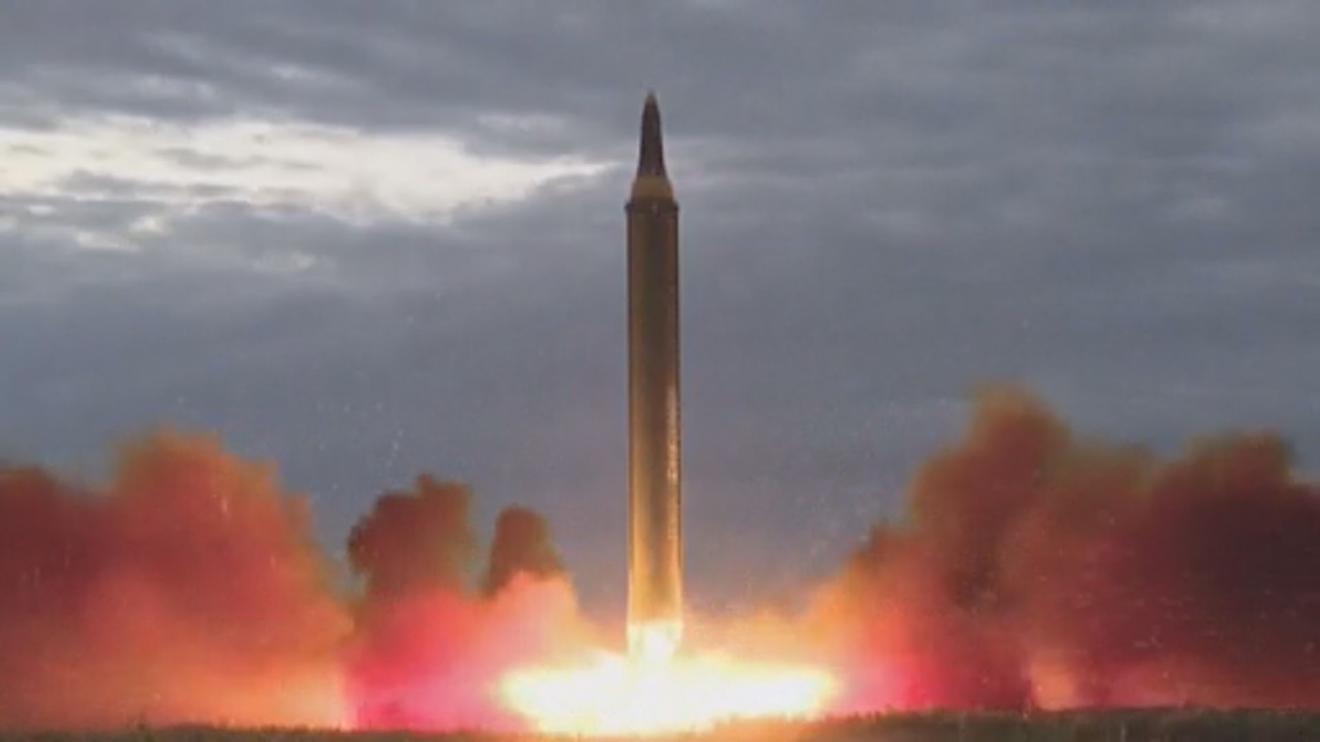 北韓周日凌晨再度向東部海域發射一枚短程彈道導彈
